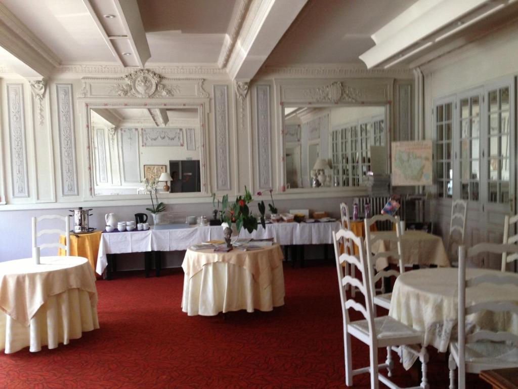 Inter-Hotel Longuyon De Lorraine エクステリア 写真